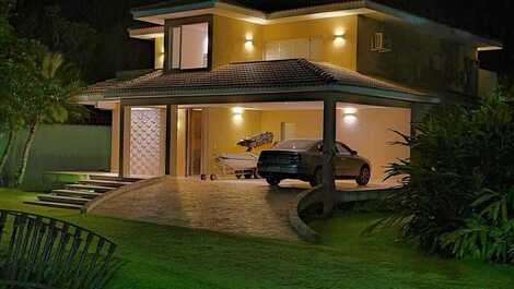 5 Maresias suites - Beachfront condominium