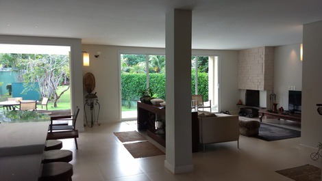 5 Maresias suites - Beachfront condominium