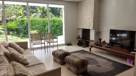 5 Maresias suites - Beachfront condominium