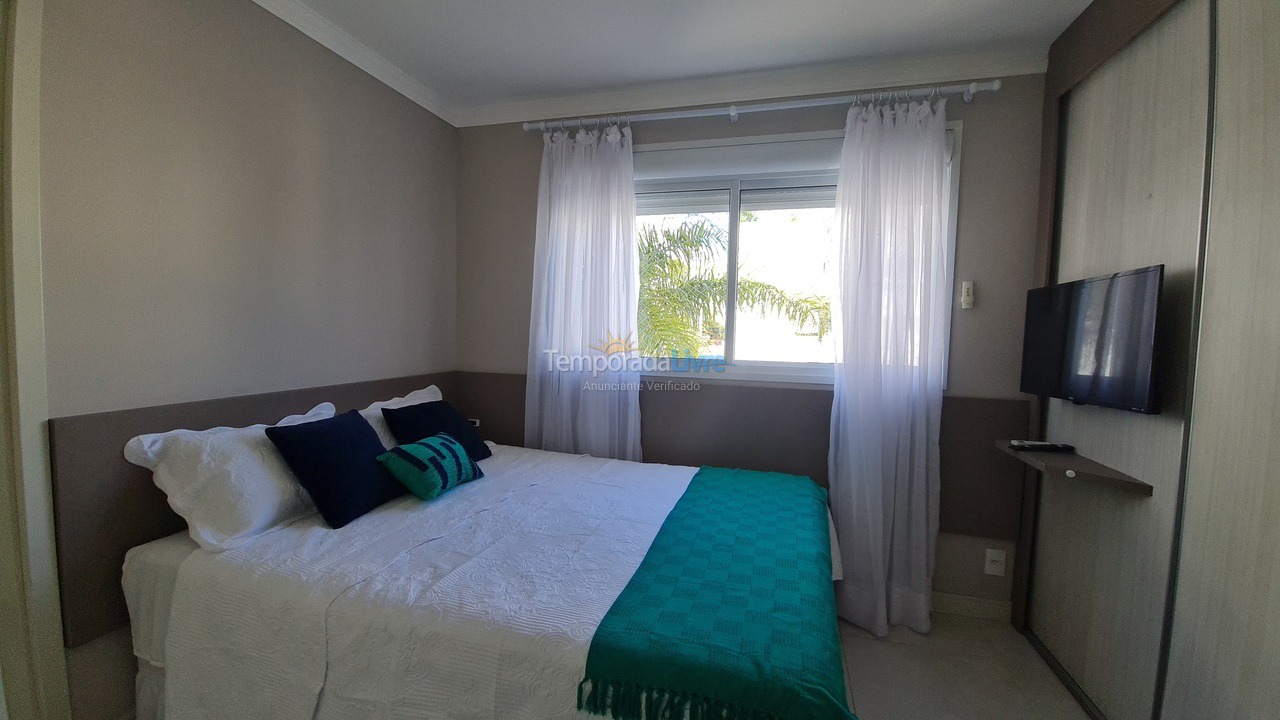 Casa para aluguel de temporada em Florianopolis (Praia dos Ingleses)