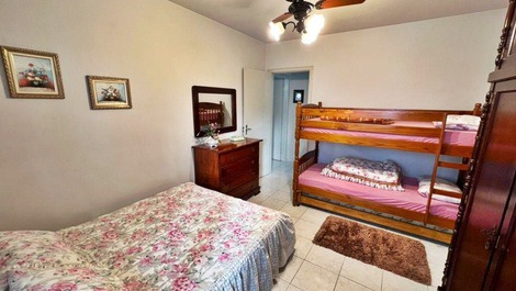 4 bedroom house in the center of de Bal. Camboriu / barbecue / wifi