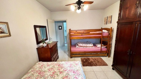 4 bedroom house in the center of de Bal. Camboriu / barbecue / wifi