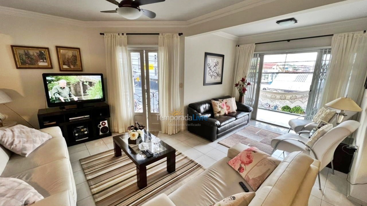 House for vacation rental in Balneário Camboriú (Praia Central)