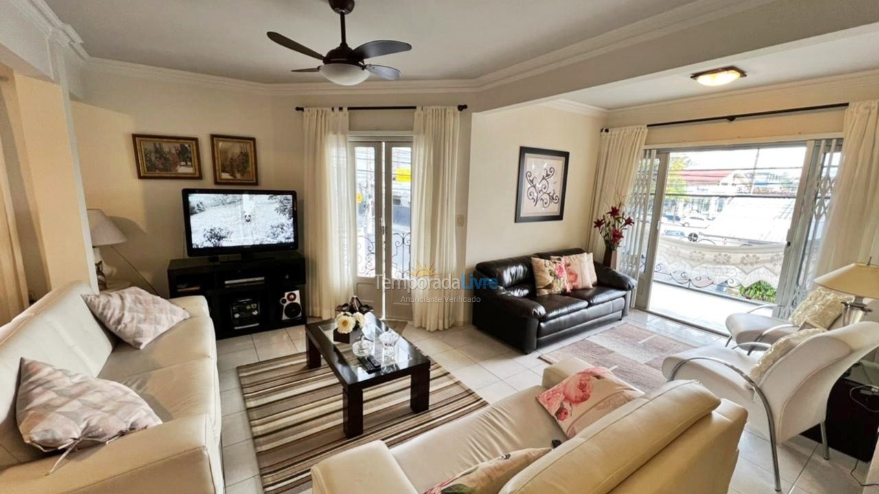 House for vacation rental in Balneário Camboriú (Praia Central)