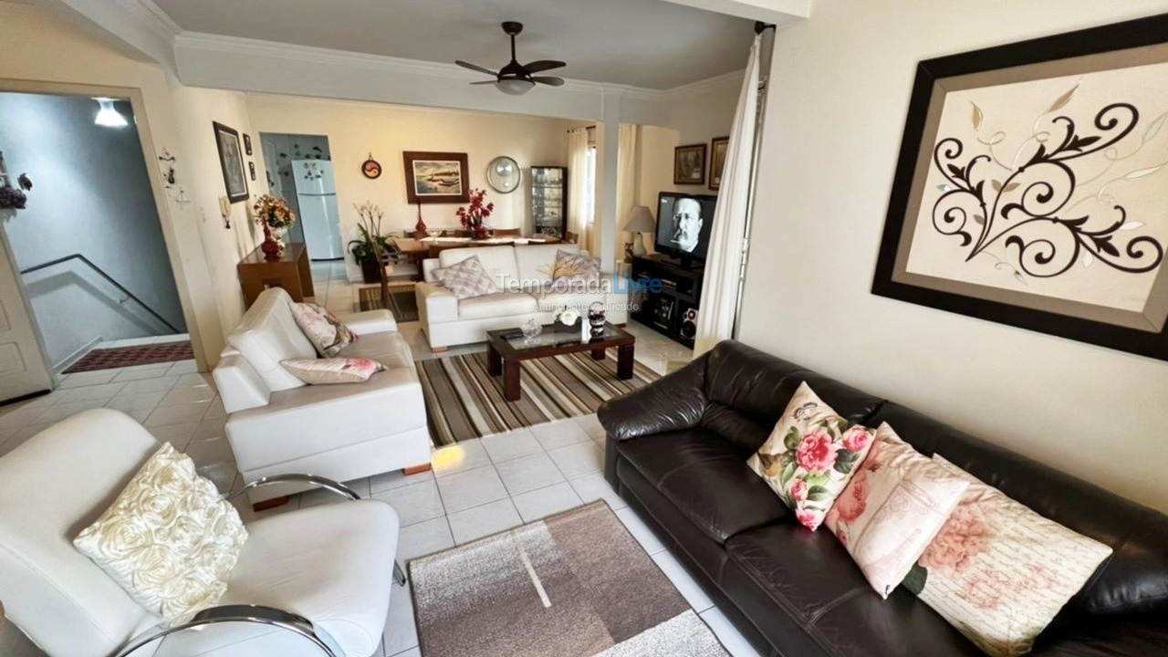 House for vacation rental in Balneário Camboriú (Praia Central)