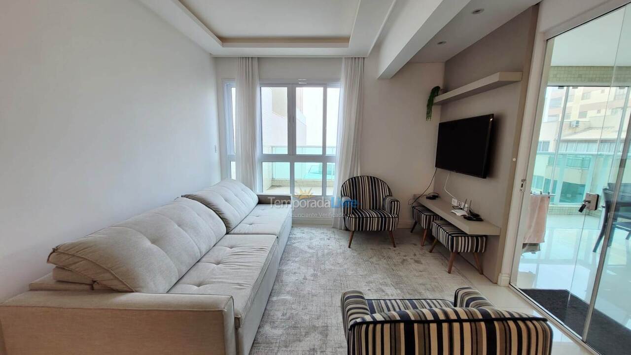 Apartamento para aluguel de temporada em Itapema (Meia Praia)