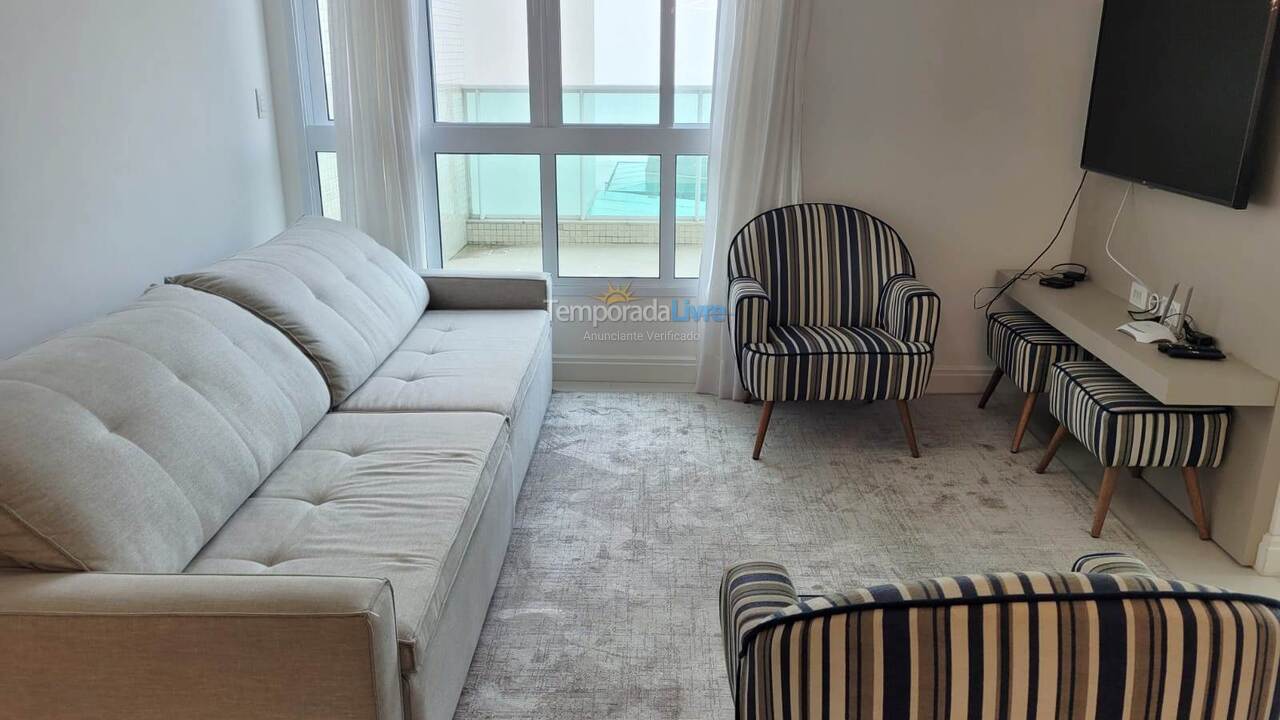 Apartamento para aluguel de temporada em Itapema (Meia Praia)