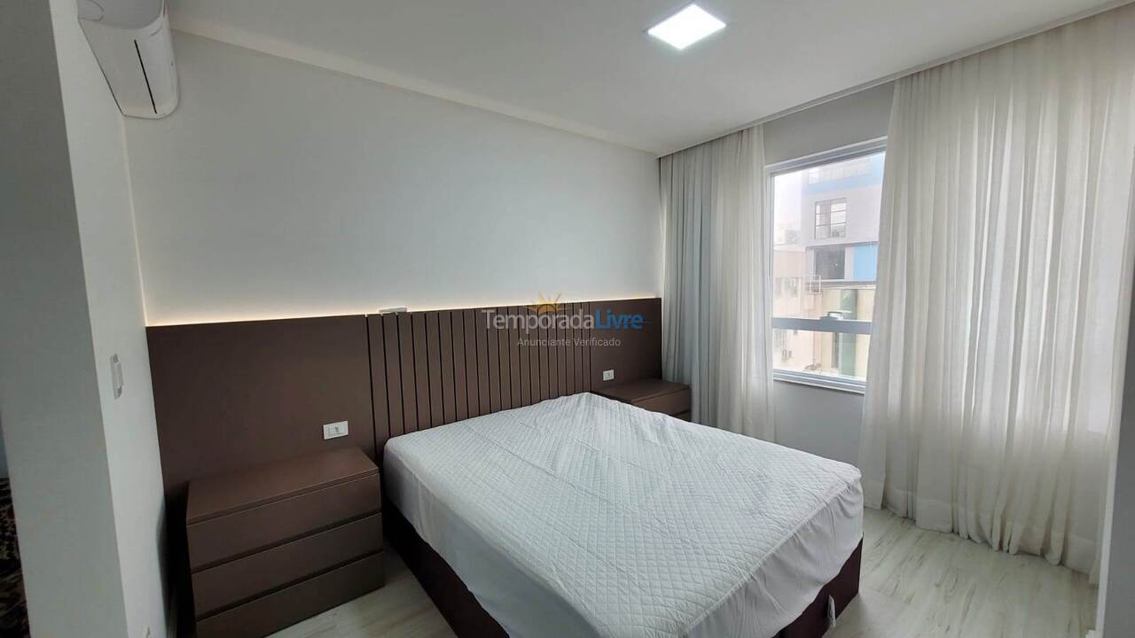 Apartamento para aluguel de temporada em Itapema (Meia Praia)