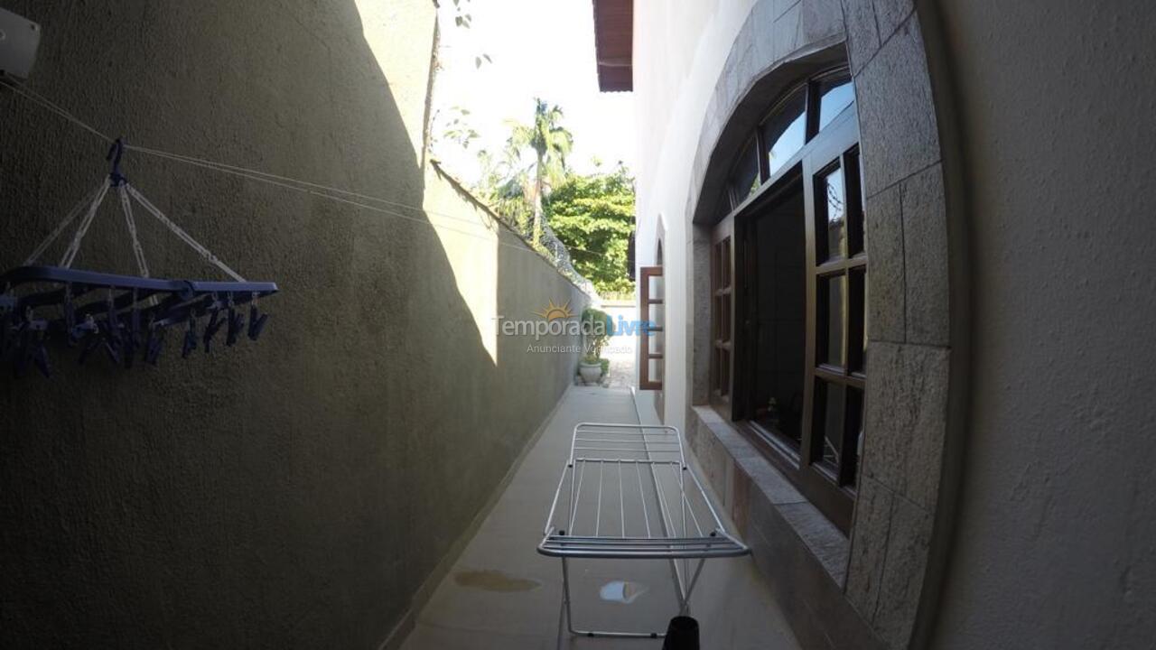 Casa para alquiler de vacaciones em Guarujá (Praia do Pernambuco)