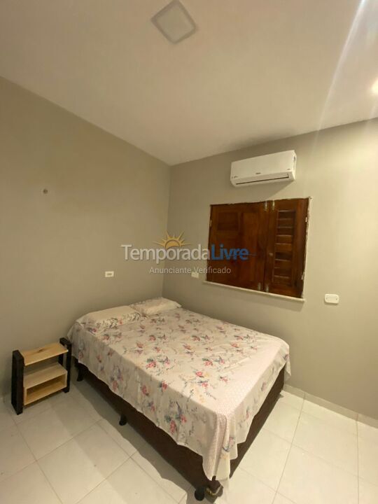 Casa para aluguel de temporada em Cruz (Praia do Prea)