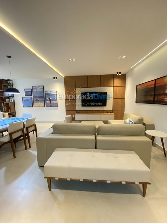 Apartment for vacation rental in Ubatuba (Praia das Toninhas)