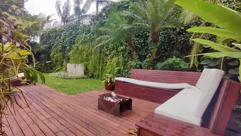 Locação na Praia da Baleia - Frente ao mar