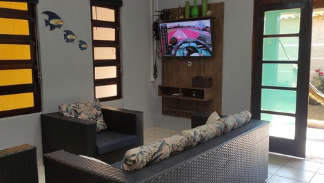 Casa con Piscina Ionizada - Bertioga / Indaiá