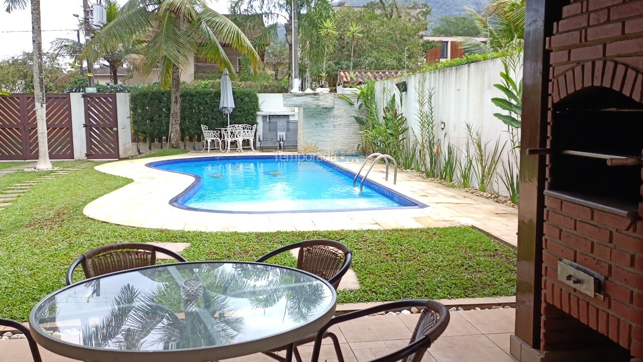 Casa para alquiler de vacaciones em São Sebastião (Juquehy)