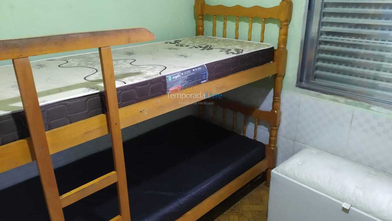 Casa para aluguel de temporada em Praia Grande (Aviação)