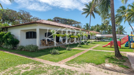 House on the waterfront of Maragogi with 11 suites + Services