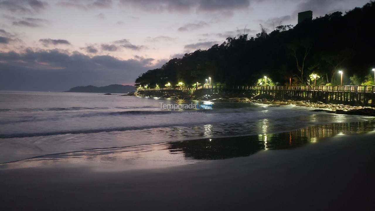 Apartamento para aluguel de temporada em Bombinhas (Praia de Bombinhas)