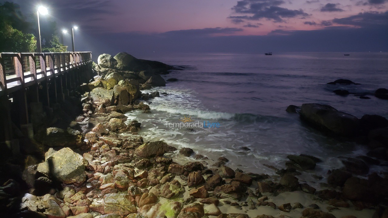 Apartamento para aluguel de temporada em Bombinhas (Praia de Bombinhas)