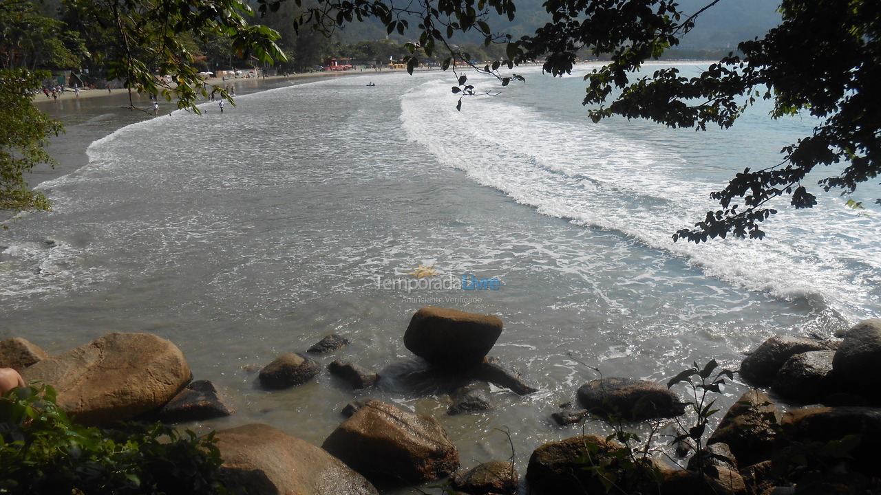 Apartment for vacation rental in Ubatuba (Praia das Toninhas)