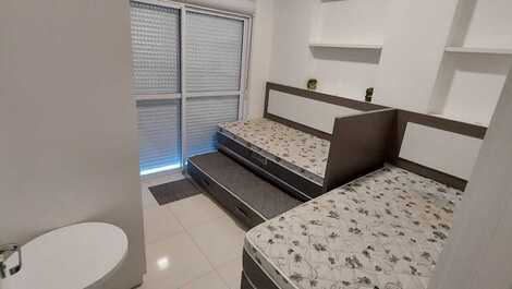 Departamento con 02 Habitaciones en Mariscal Bombinhas