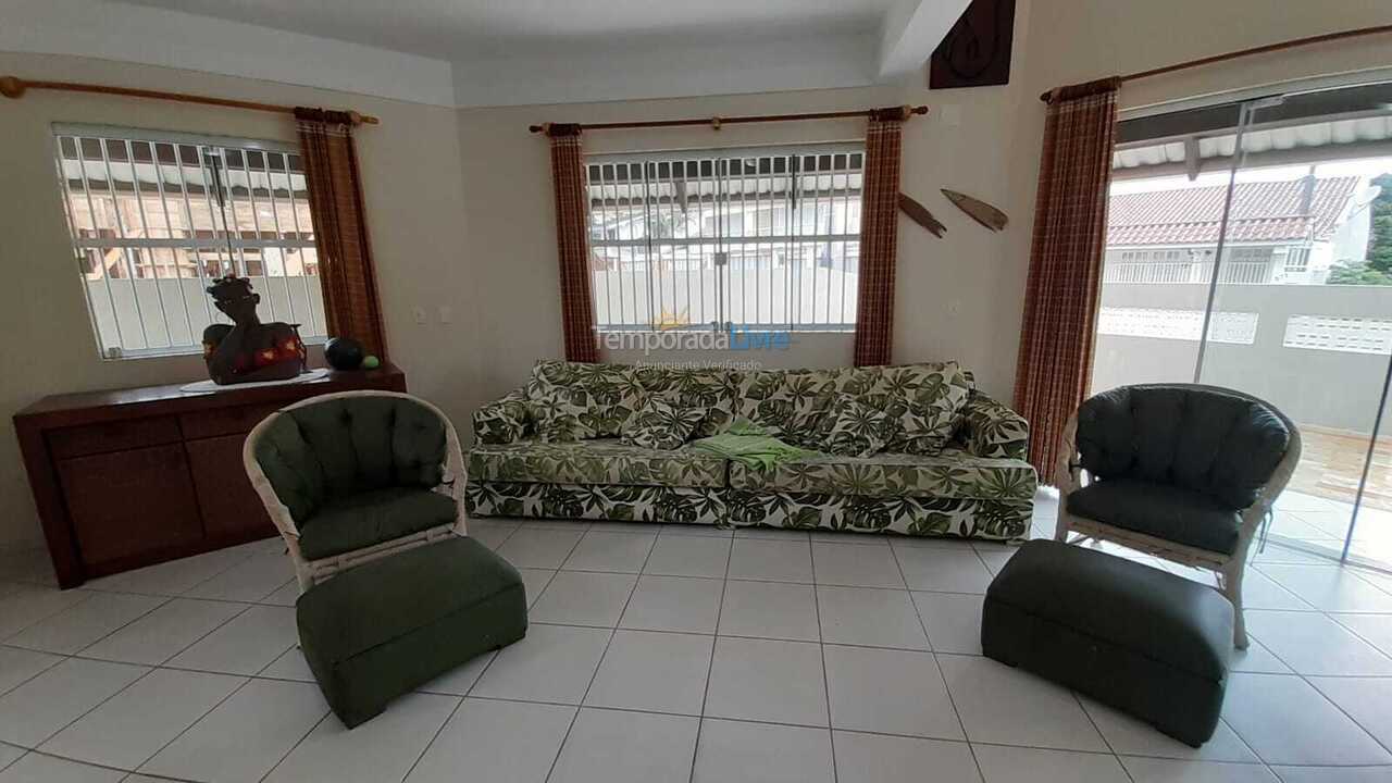 Casa para alquiler de vacaciones em Bombinhas (Mariscal)