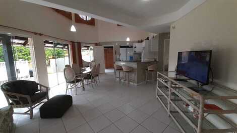 Piso de 3 habitaciones a 200 mts de la playa de Canto Grande