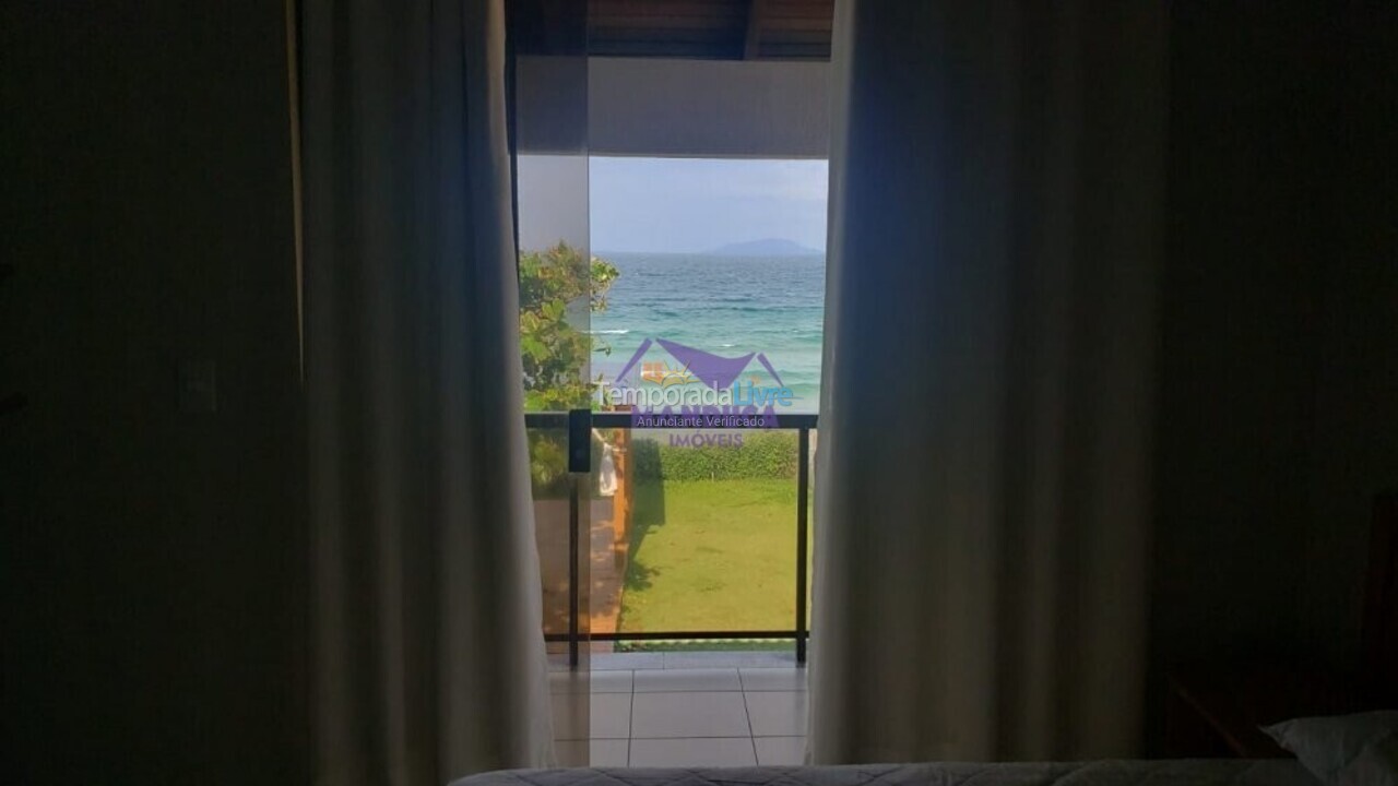 Casa para alquiler de vacaciones em Bombinhas (Praia de Quatro Ilhas)