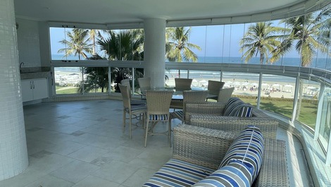 WONDERFUL APARTMENT IN FRONT OF THE SEA 4 SUITES + DEP WITH BALCONY GOURMET