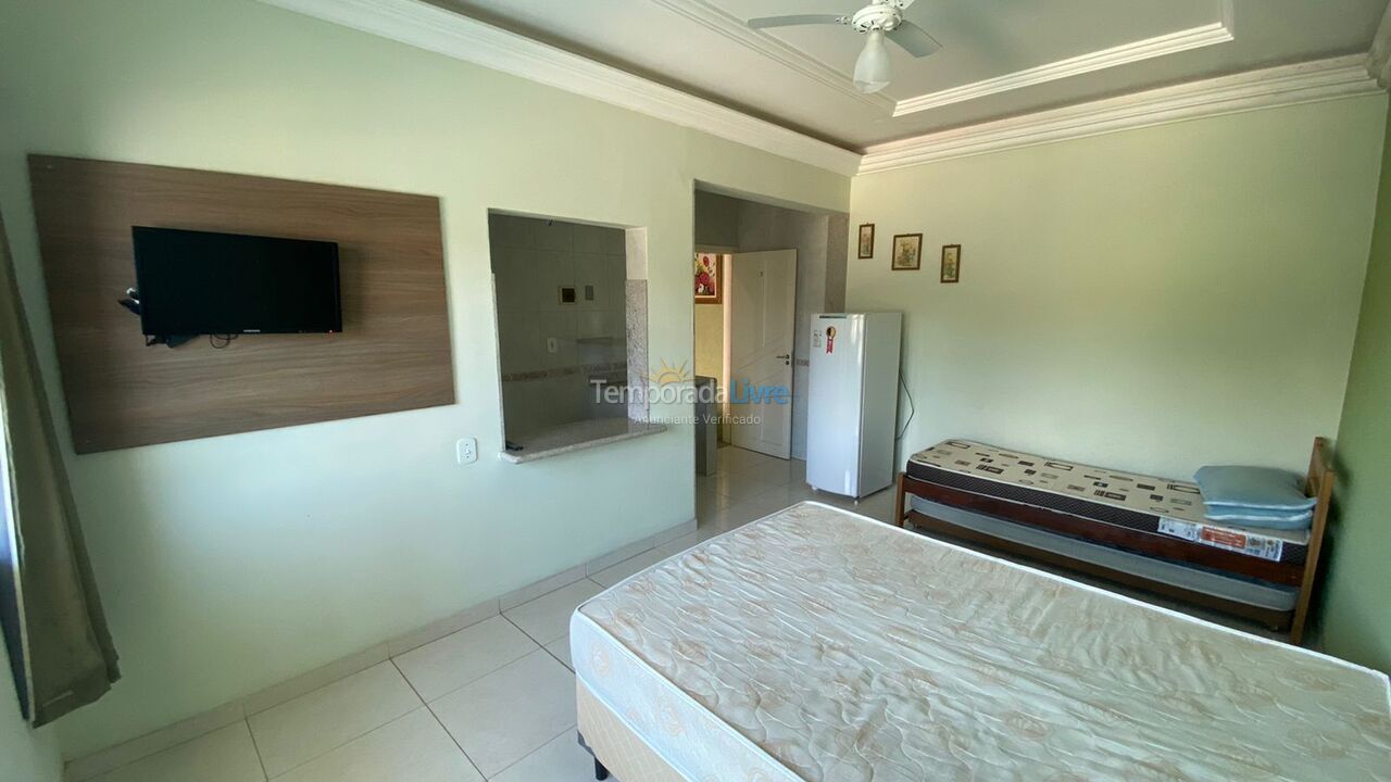 Casa para aluguel de temporada em Guarapari (Praia do Morro)