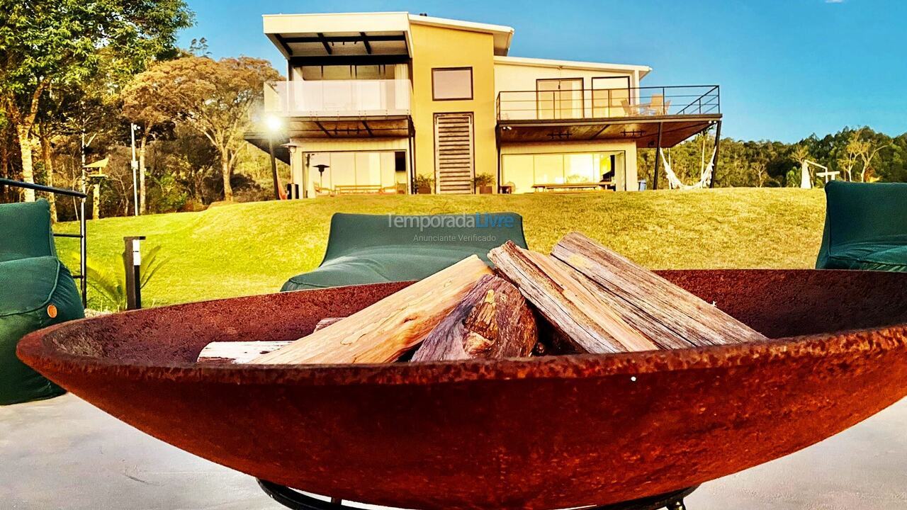 Casa para aluguel de temporada em Nova Friburgo (Cascatinha)