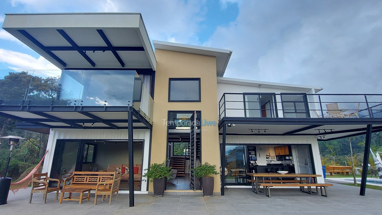 Casa para aluguel de temporada em Nova Friburgo (Cascatinha)