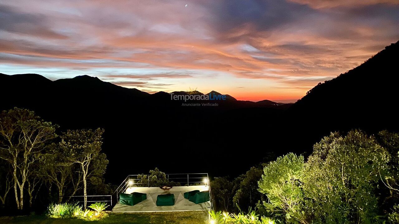 Casa para aluguel de temporada em Nova Friburgo (Cascatinha)