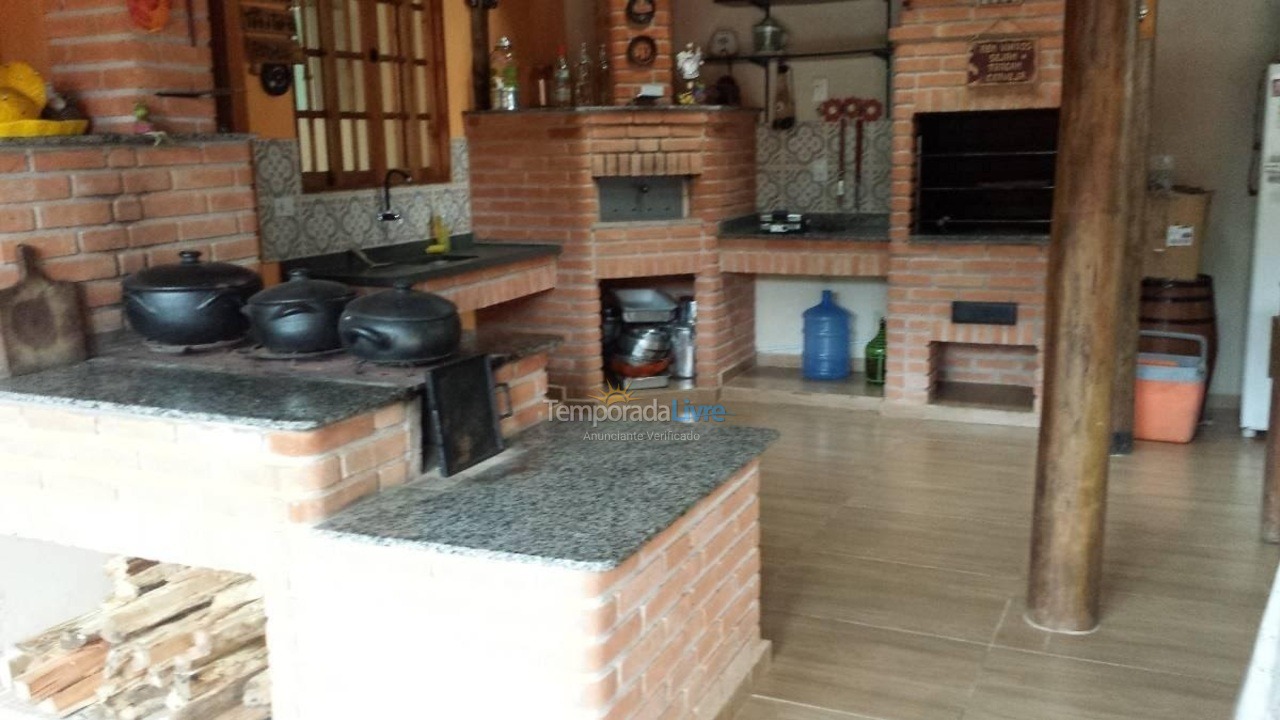 Chácara / sítio para aluguel de temporada em Ibiúna (Sorocamirim)