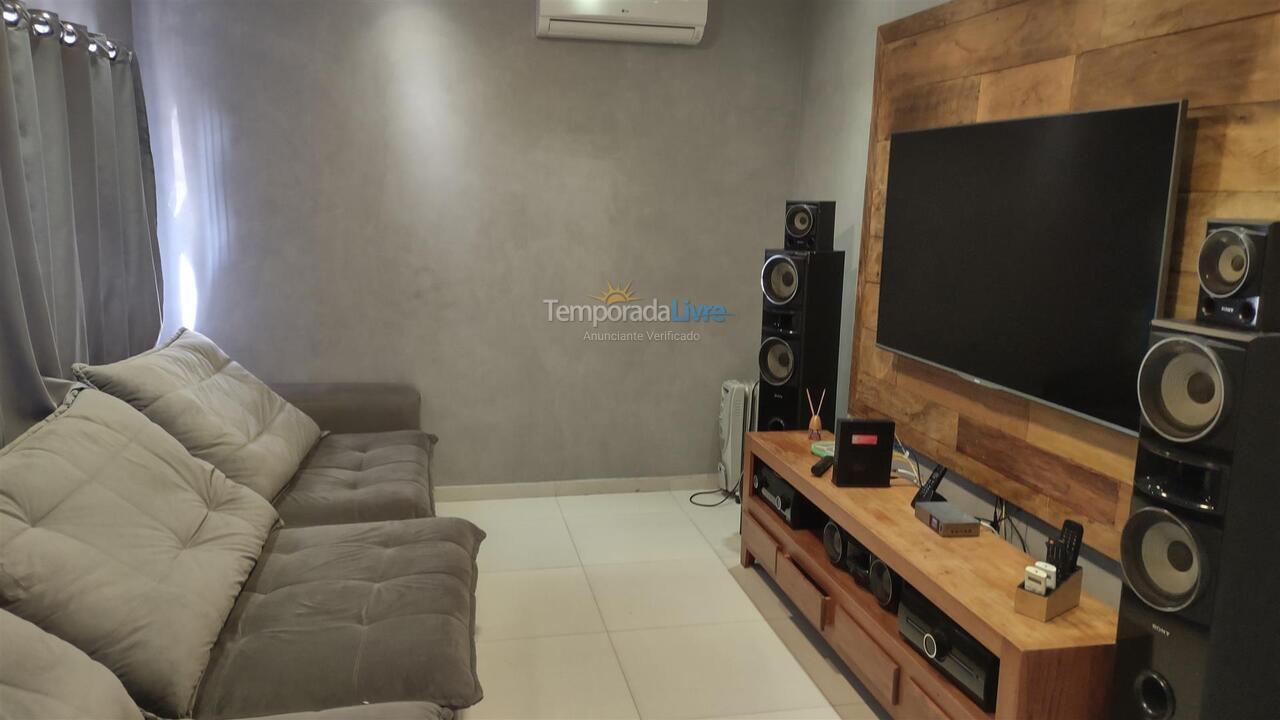 Casa para alquiler de vacaciones em Itu (Condominio Chácara Flora)