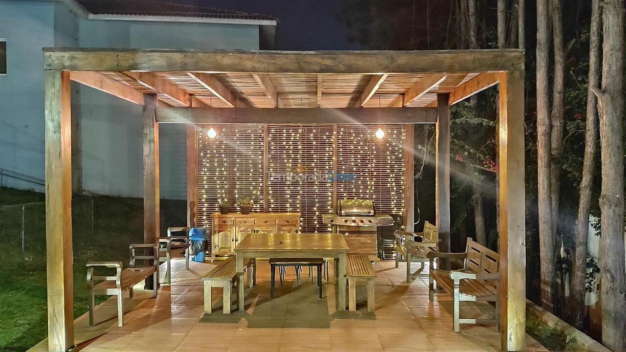 Casa para alquiler de vacaciones em Itu (Condominio Chácara Flora)