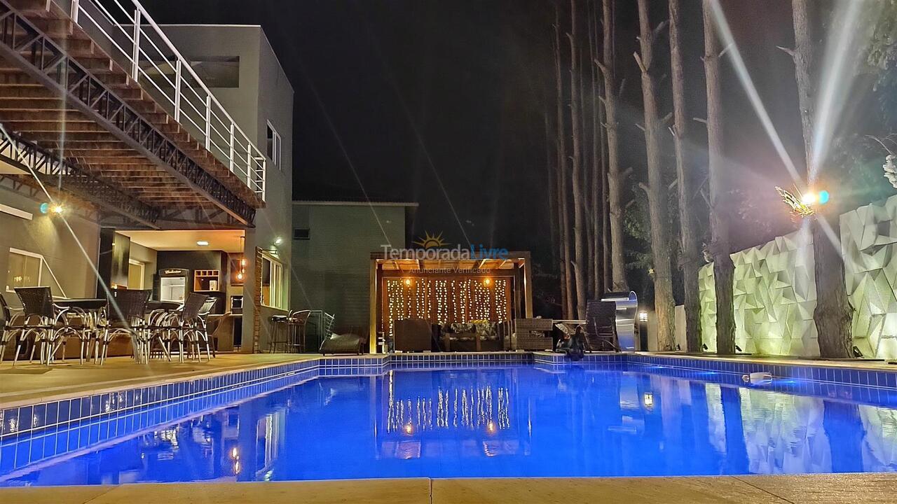 Casa para alquiler de vacaciones em Itu (Condominio Chácara Flora)