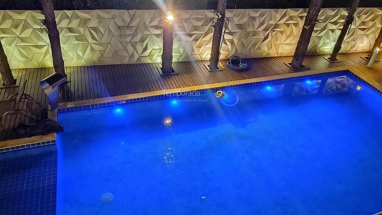 Casa para alquiler de vacaciones em Itu (Condominio Chácara Flora)