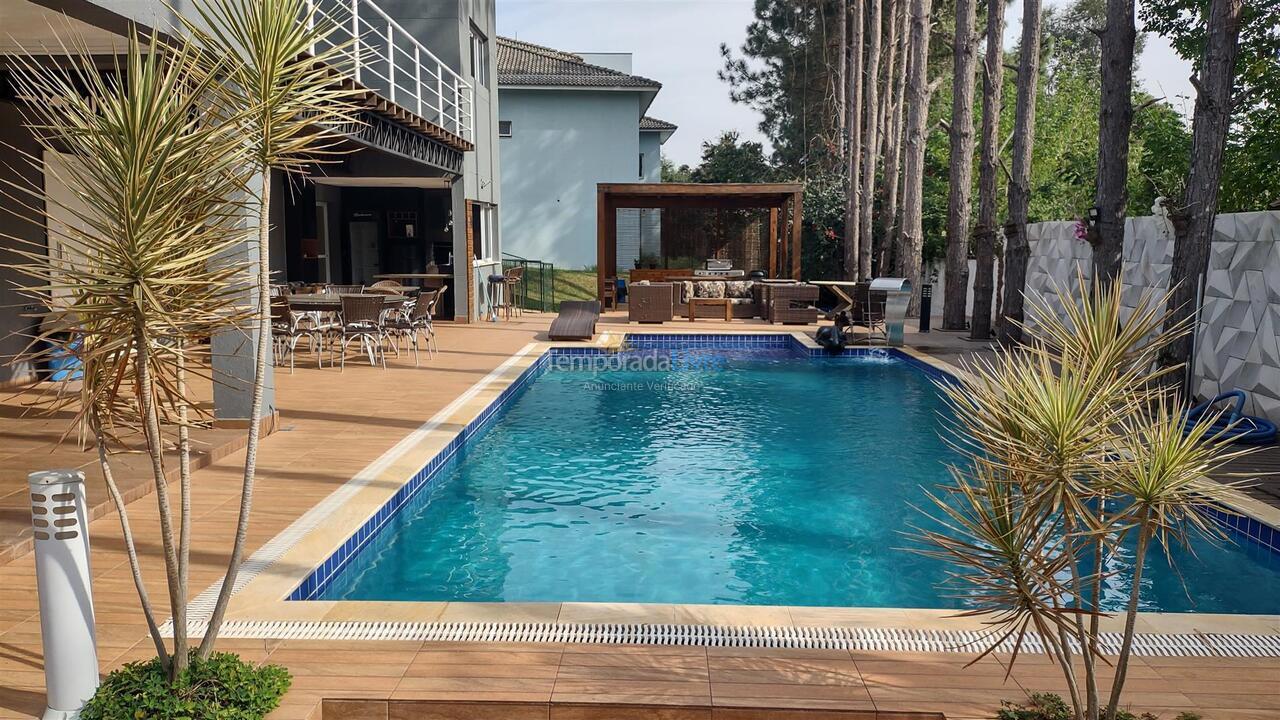 Casa para alquiler de vacaciones em Itu (Condominio Chácara Flora)