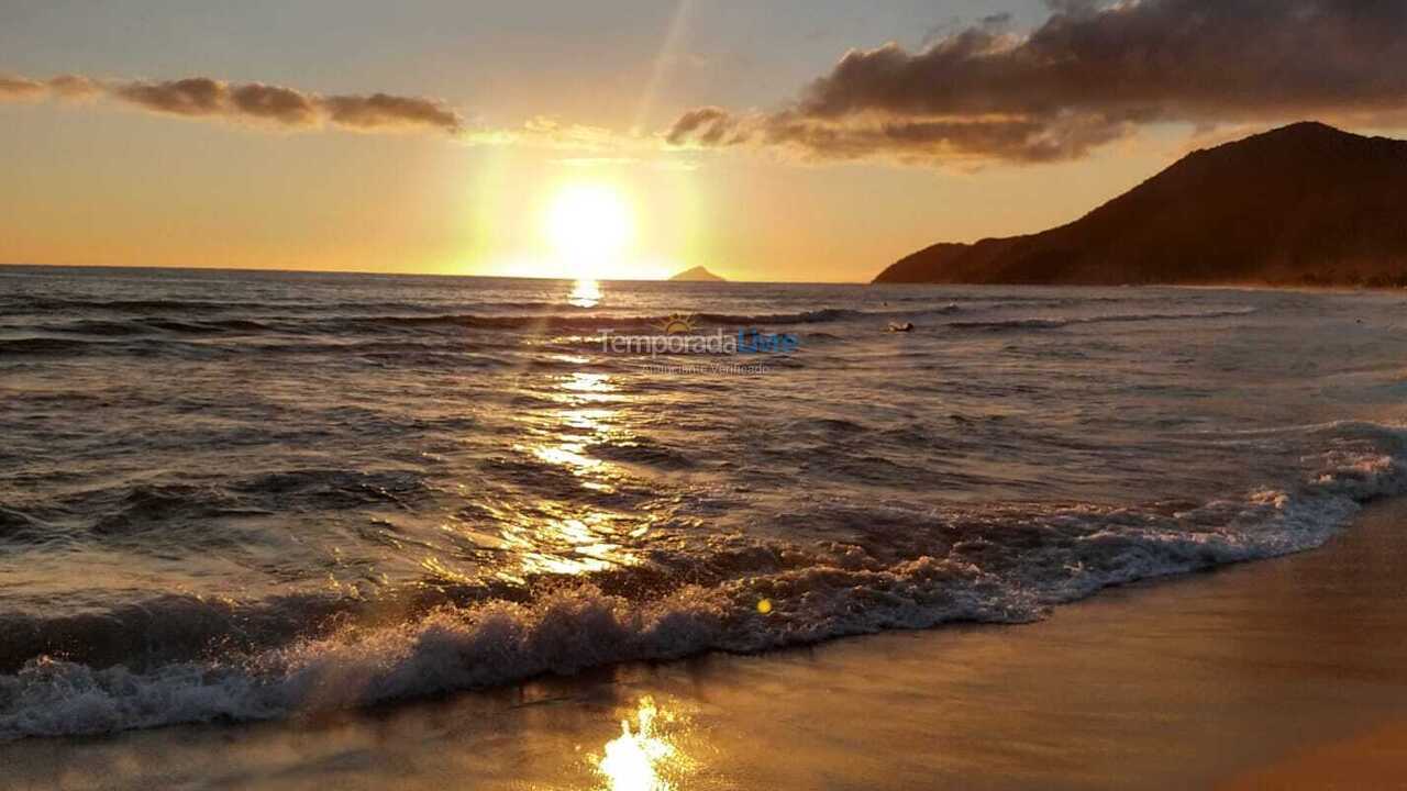 Apartamento para aluguel de temporada em São Sebastião (Maresias)