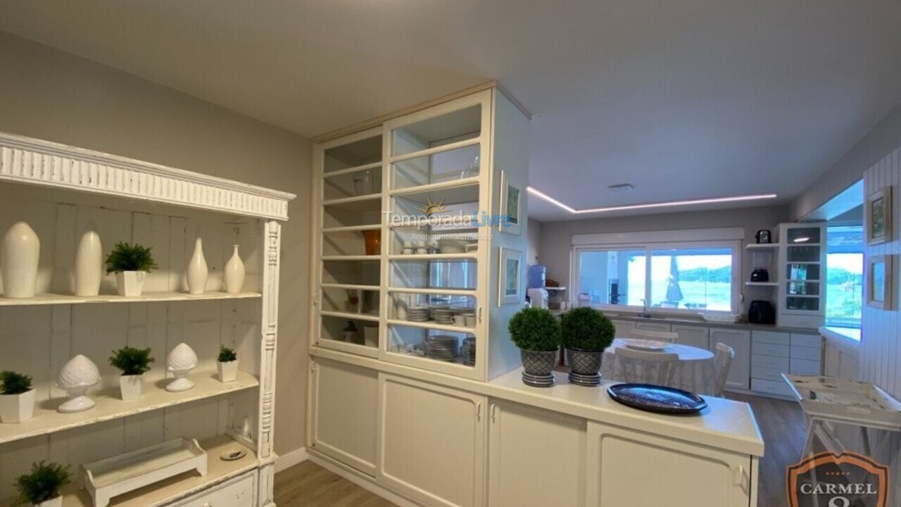 Casa para alquiler de vacaciones em Bombinhas (Praia de Bombinhas)