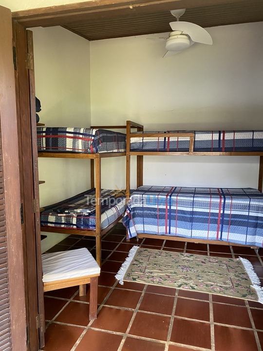 Casa para aluguel de temporada em Ubatuba (Praia da Fortaleza)