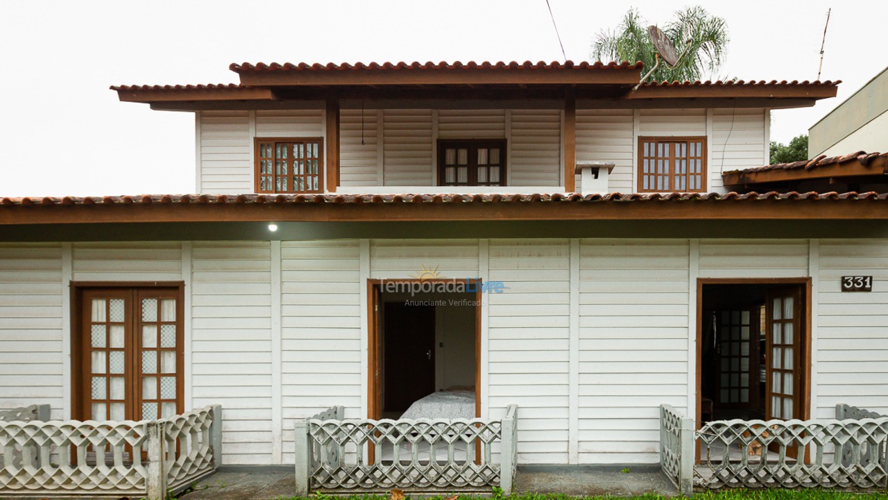 House for vacation rental in Itapoá (Paese)