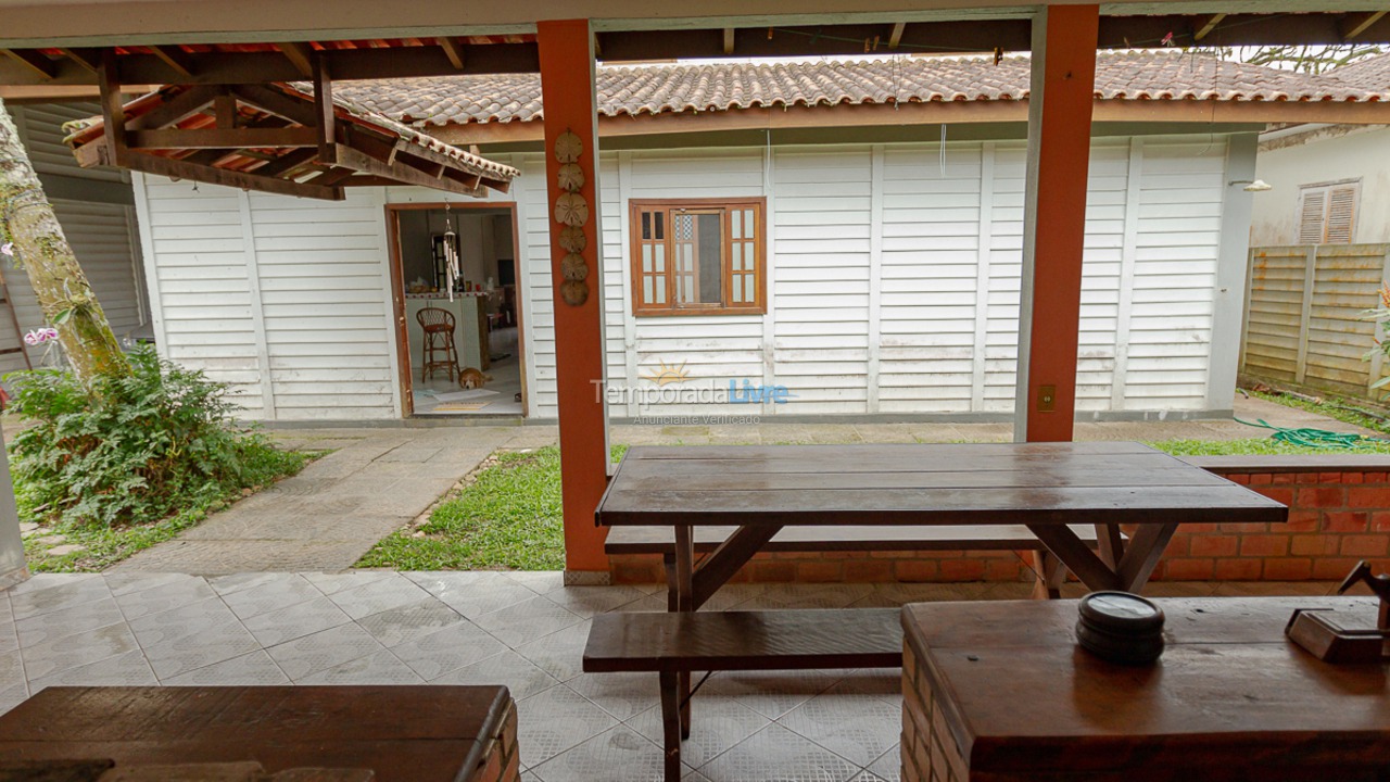 House for vacation rental in Itapoá (Paese)