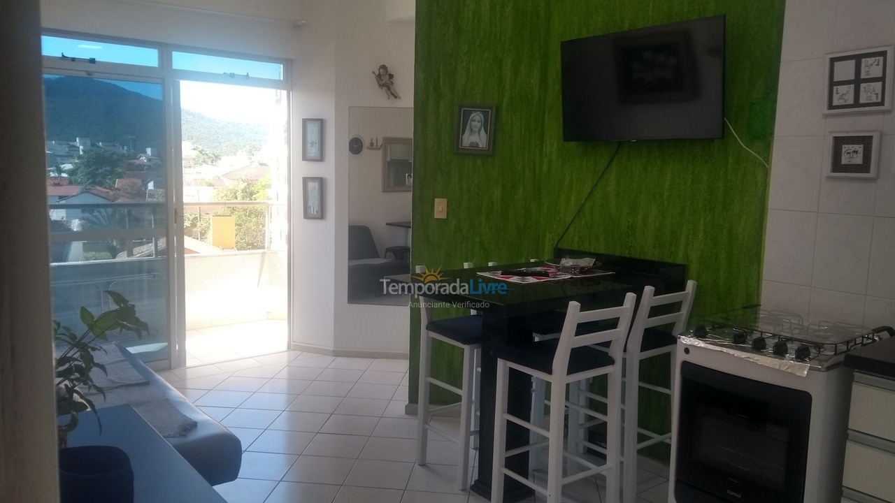 Apartamento para aluguel de temporada em Florianópolis (Cachoeira do Bom Jesus)