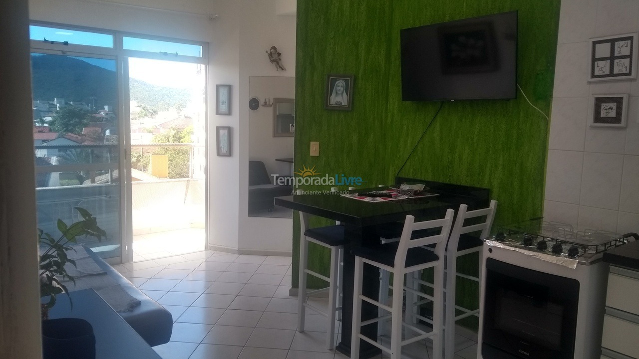 Apartamento para aluguel de temporada em Florianópolis (Cachoeira do Bom Jesus)