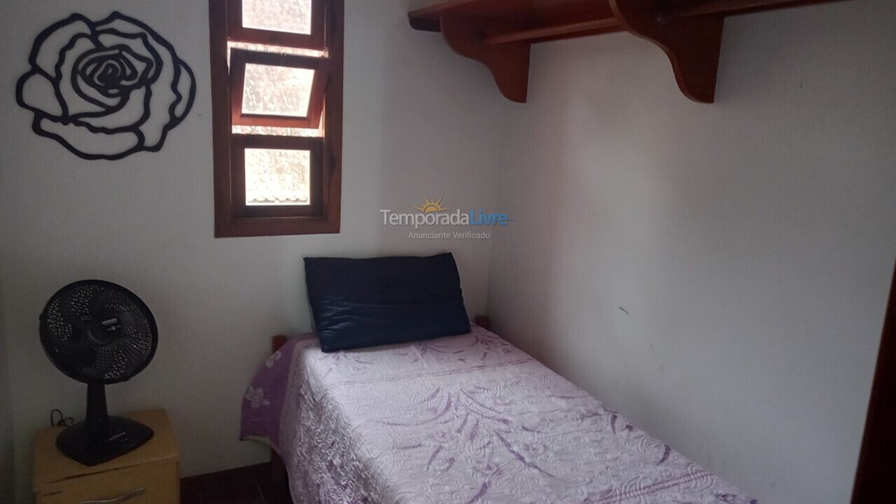 Apartment for vacation rental in Ubatuba (Praia das Toninhas)