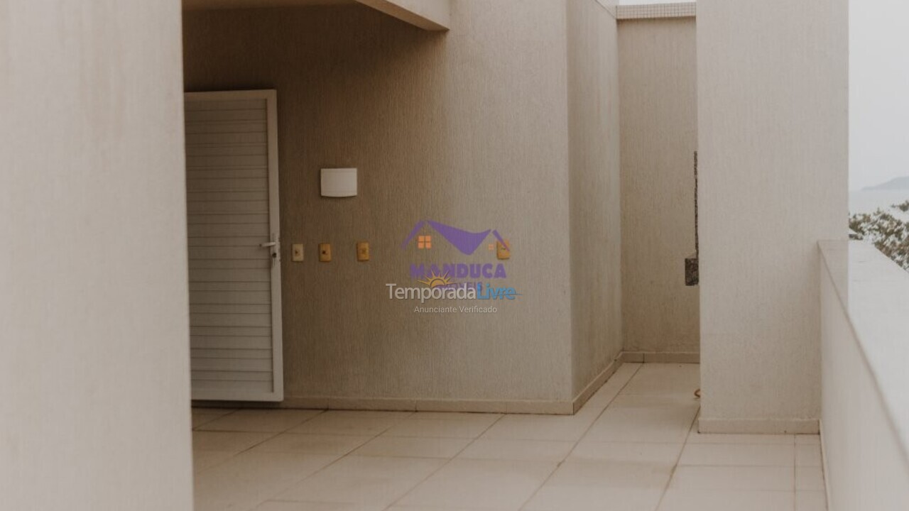 Apartamento para aluguel de temporada em Bombinhas (Praia de Quatro Ilhas)