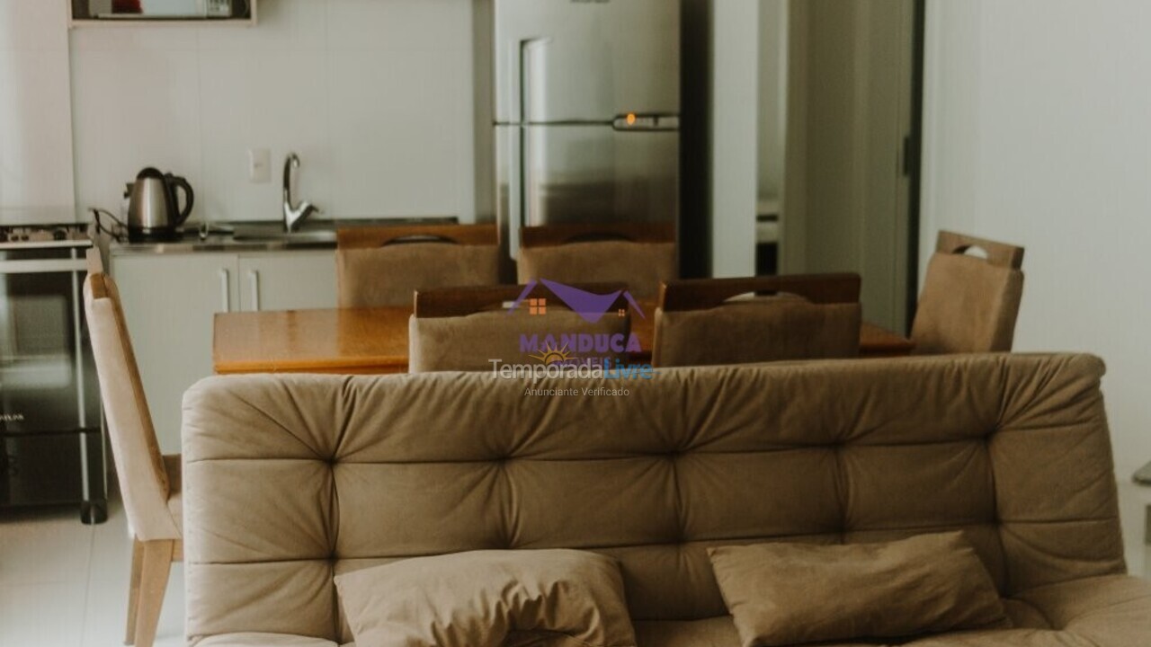 Apartamento para aluguel de temporada em Bombinhas (Praia de Quatro Ilhas)