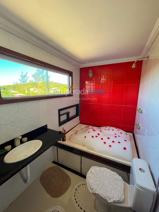 Casa para aluguel de temporada em Armação dos Búzios (Praia Rasa)