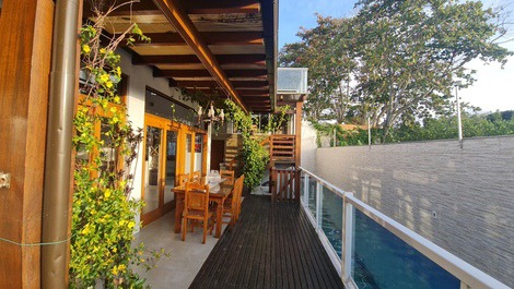 HOUSE IN CONDOMINIUM 50 METERS FROM THE BEACH